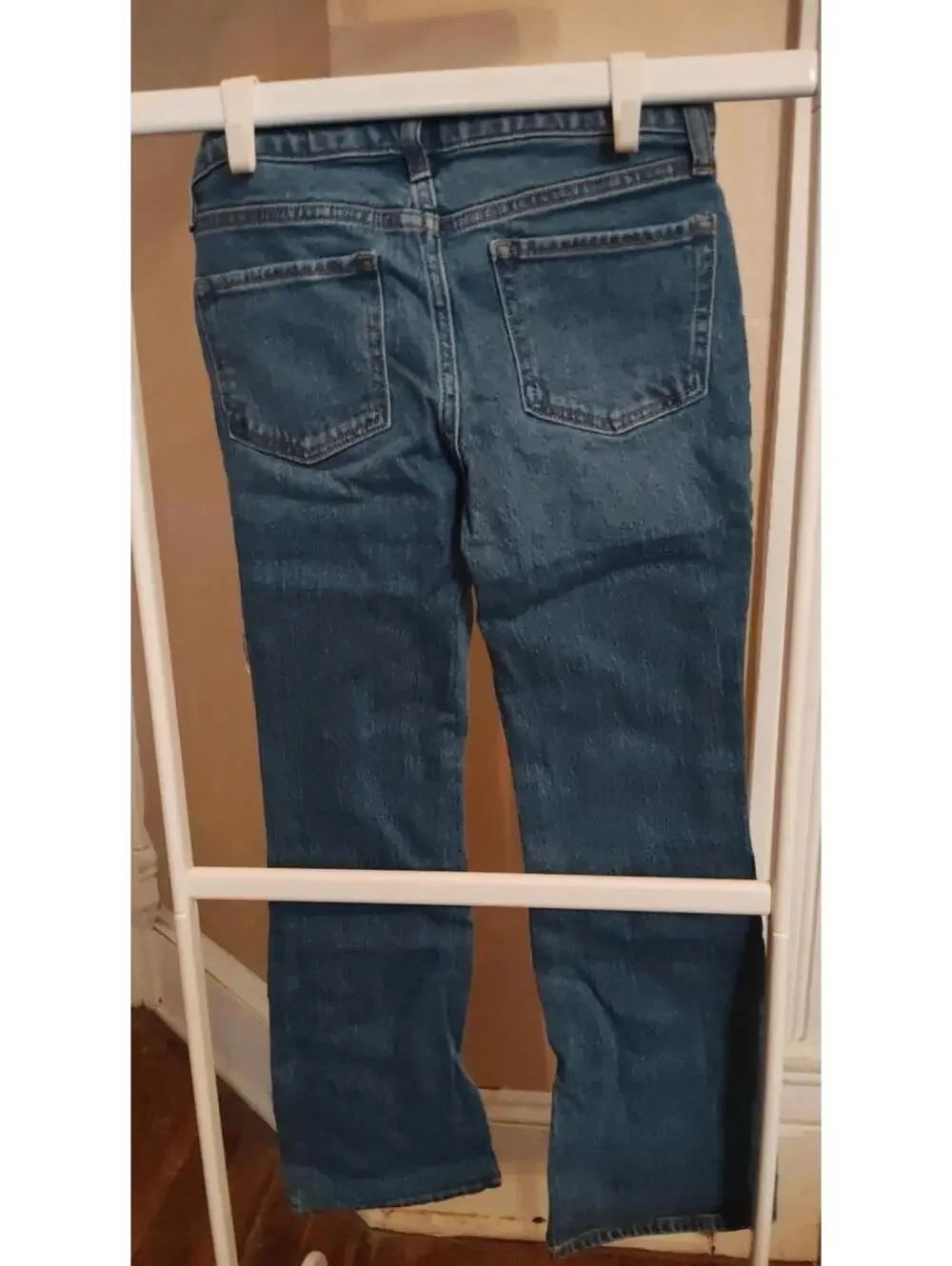 Old Navy - Girls Jeans - Size 10 - Wide Leg Bottom - EUC